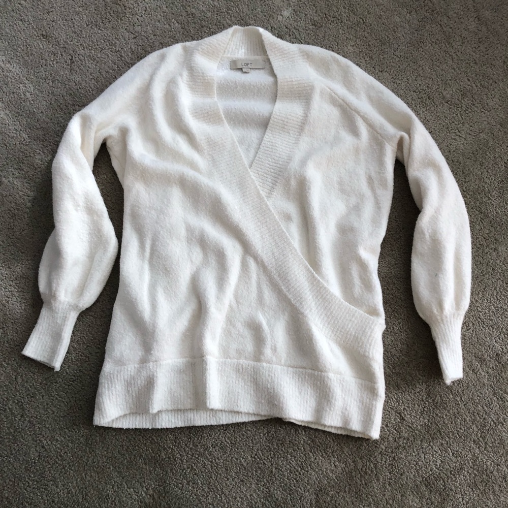 White Soft Loft Sweater - Size Large